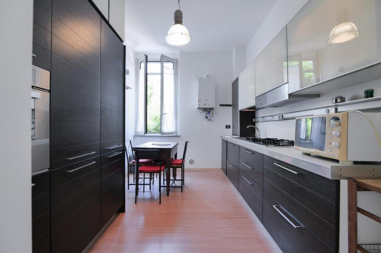 Ferienwohnung Primopiano - Pellegrino Rossi B Mailand Exterior foto