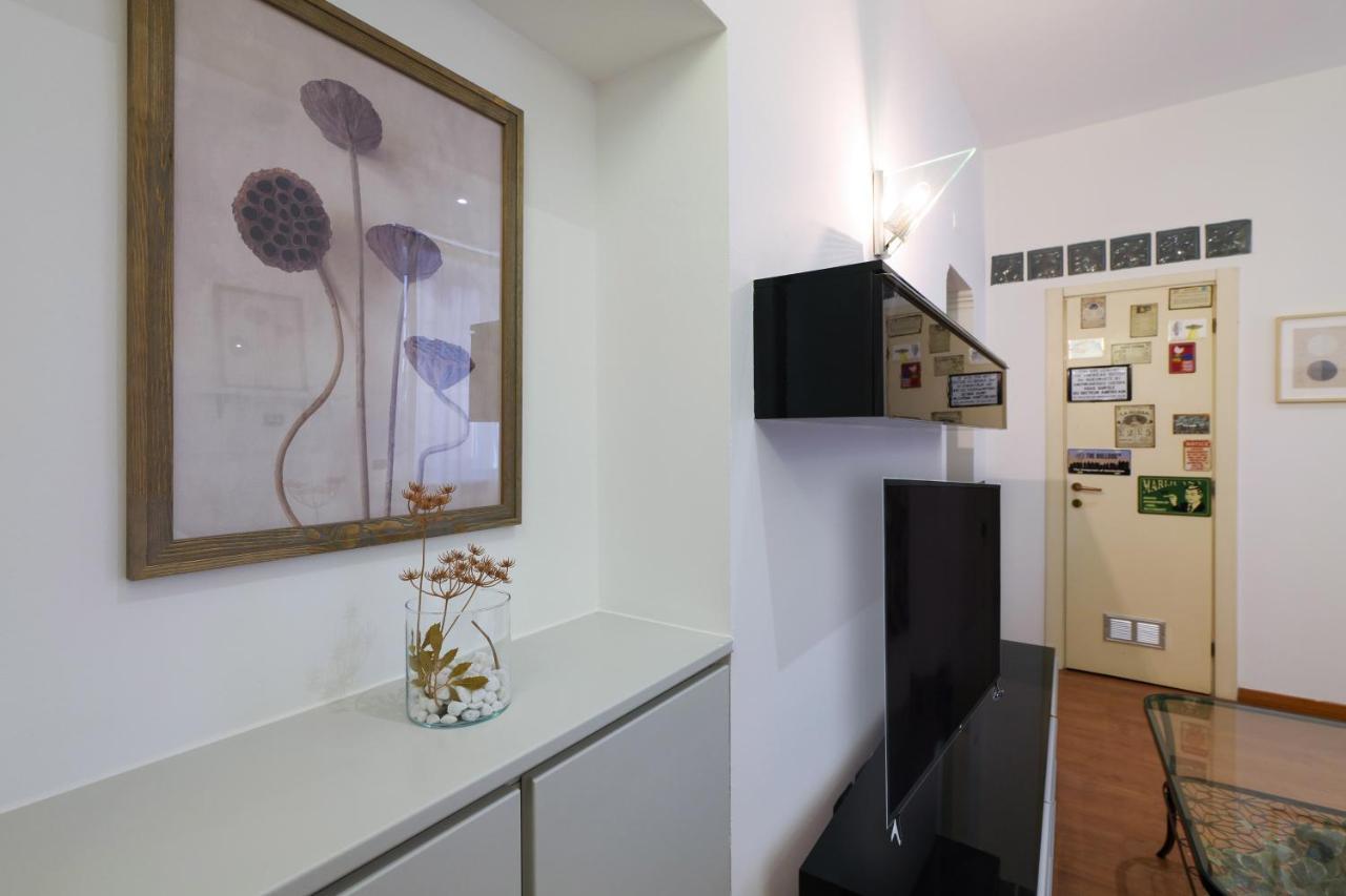 Ferienwohnung Primopiano - Pellegrino Rossi B Mailand Exterior foto