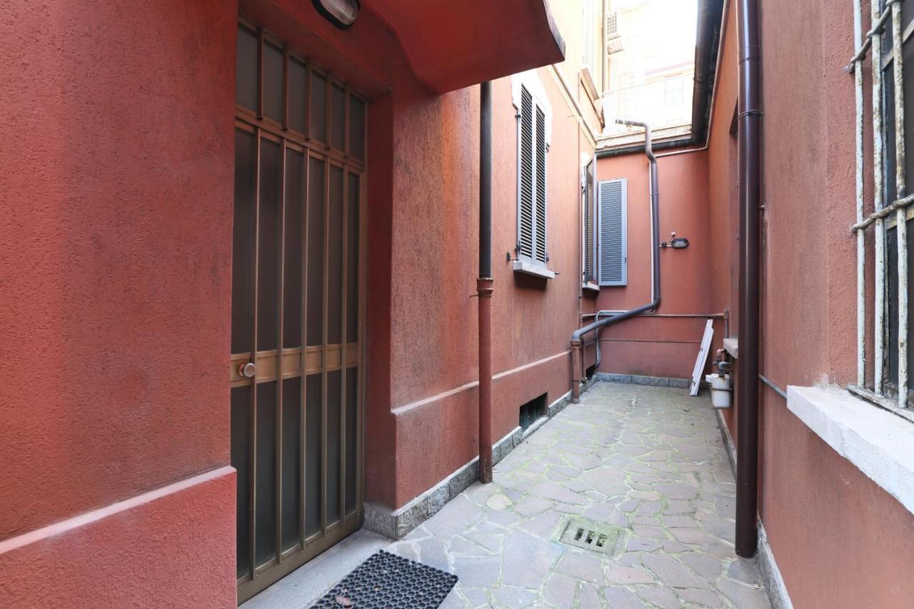 Ferienwohnung Primopiano - Pellegrino Rossi B Mailand Exterior foto