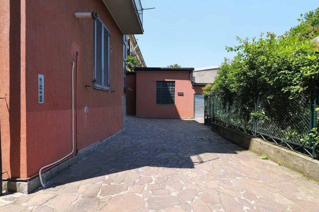 Ferienwohnung Primopiano - Pellegrino Rossi B Mailand Exterior foto